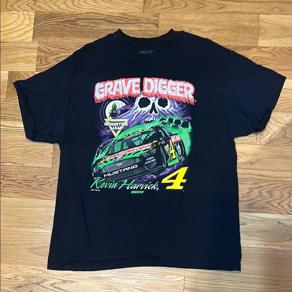 Kevin Harvick Grave Digger t-shirt